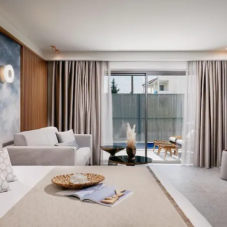 Origami Boutique Residences 4*