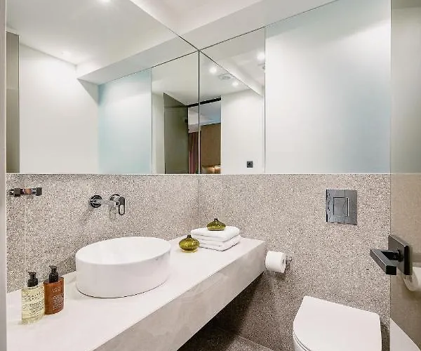 Origami Boutique Residences 4* נאפפליו